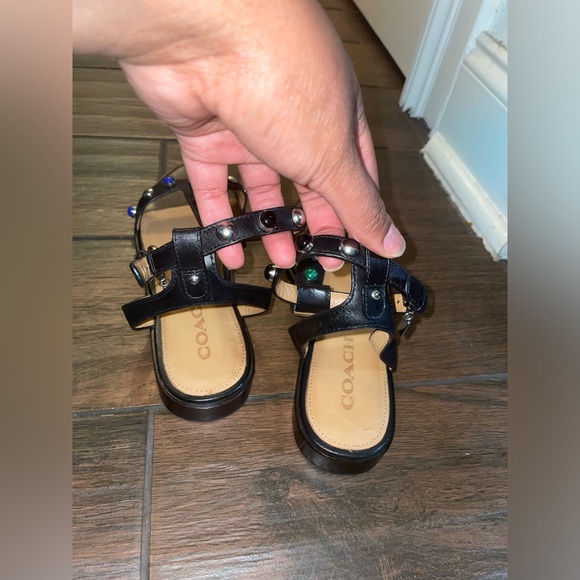 Coach Sadie Leather boho Embellished T-Strap Black Sandals Size 7.5 - Picture 6 of 12